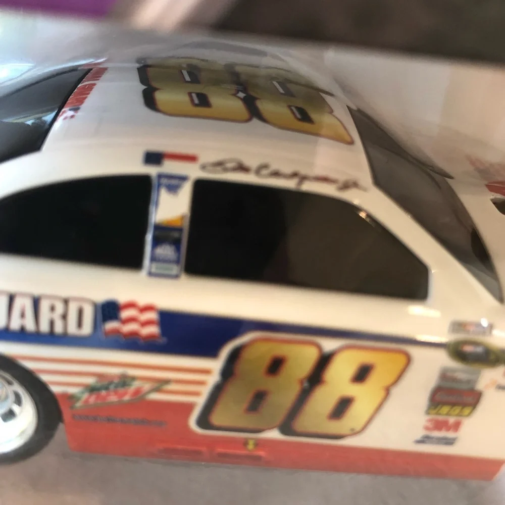 Dale Earnhardt Jr. NASCAR National Guard Wireless Optical Scroll Mouse